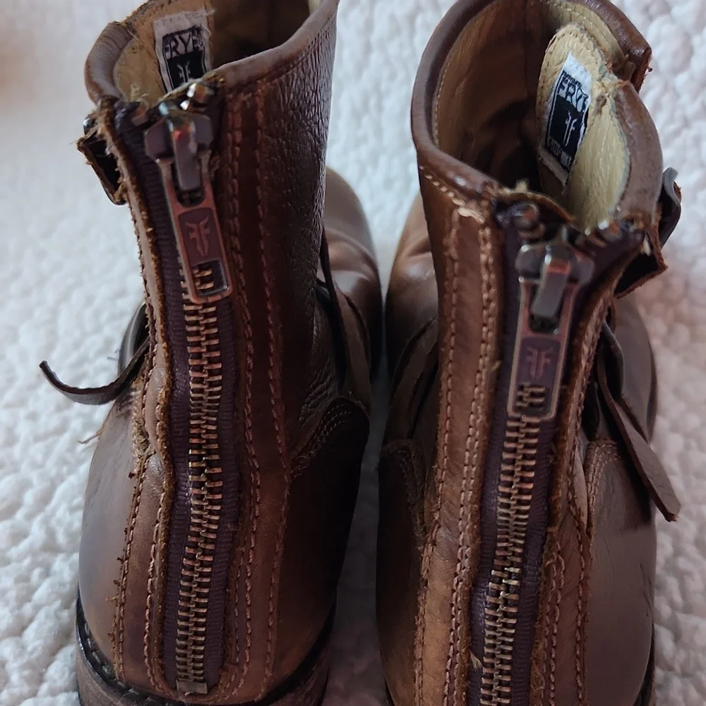 Frye Heavily Distressed Geuine Leather Buckle Detail Heeled Chunky Ankel Boots